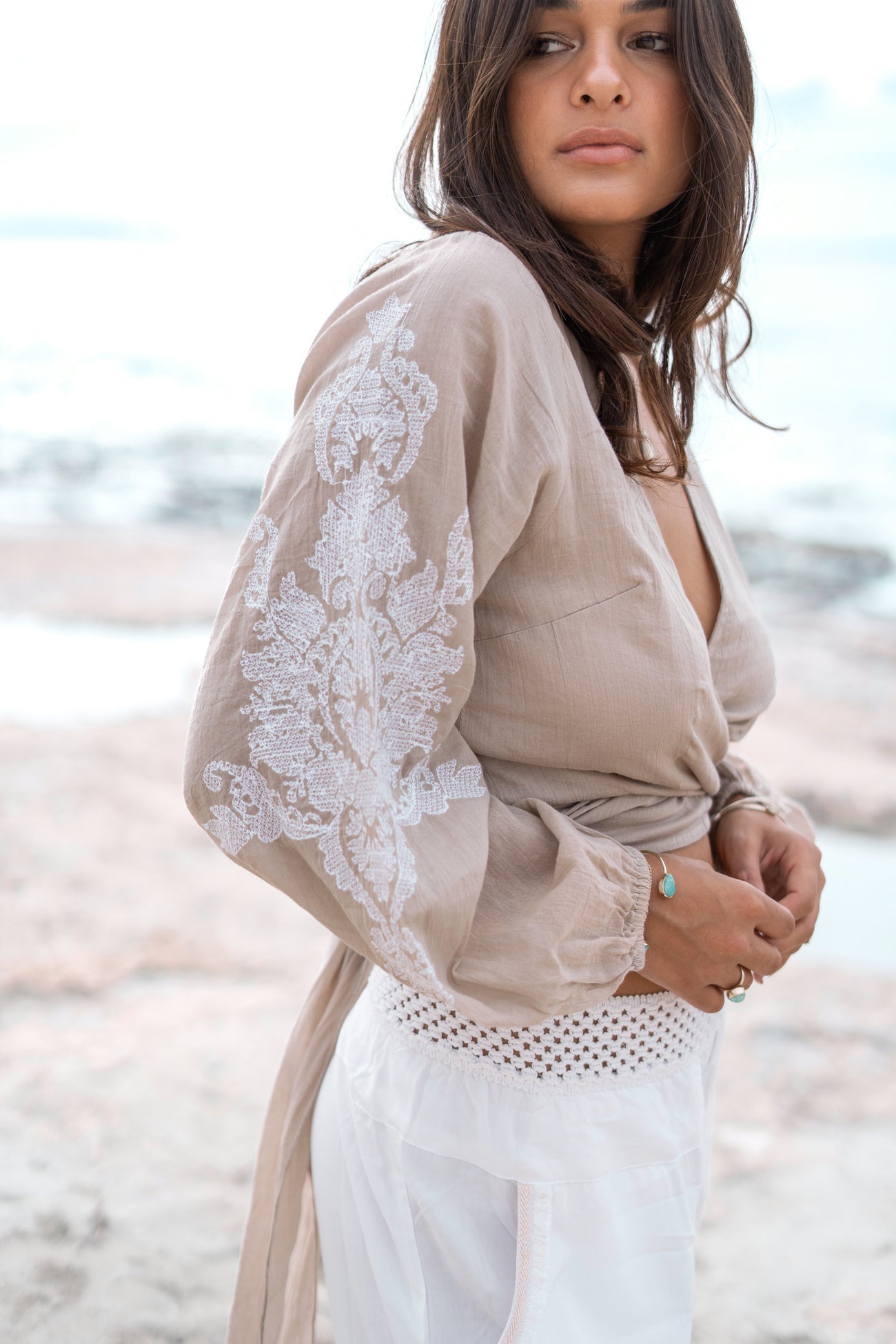 Bohemian top in light taupe van ibzmode, Brands of Ibiza
