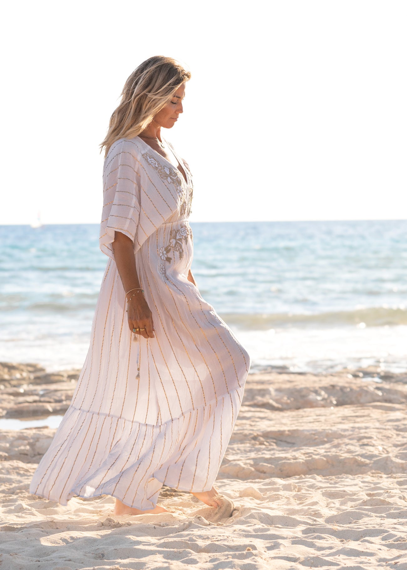Bohemian jurk in white van ibzmode, Brands of Ibiza