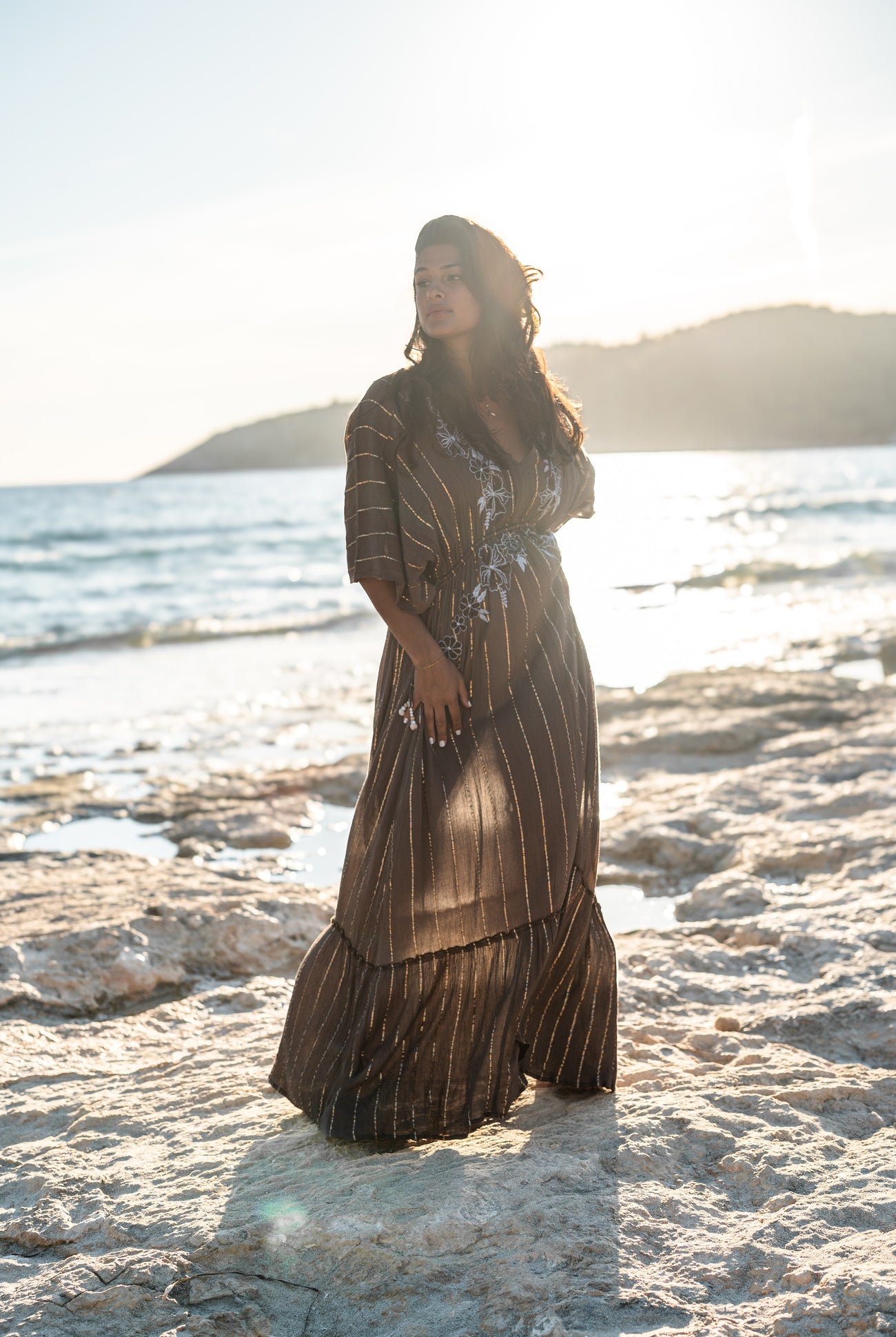 Bohemian jurk in taupe van ibzmode, Brands of Ibiza