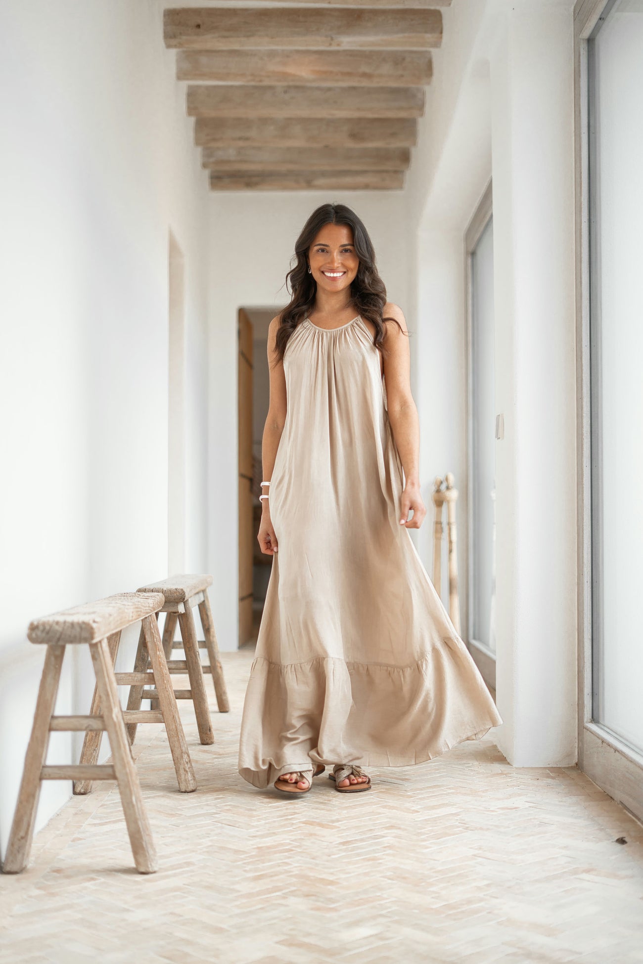 Bohemian jurk in taupe van ibzmode, Brands of Ibiza