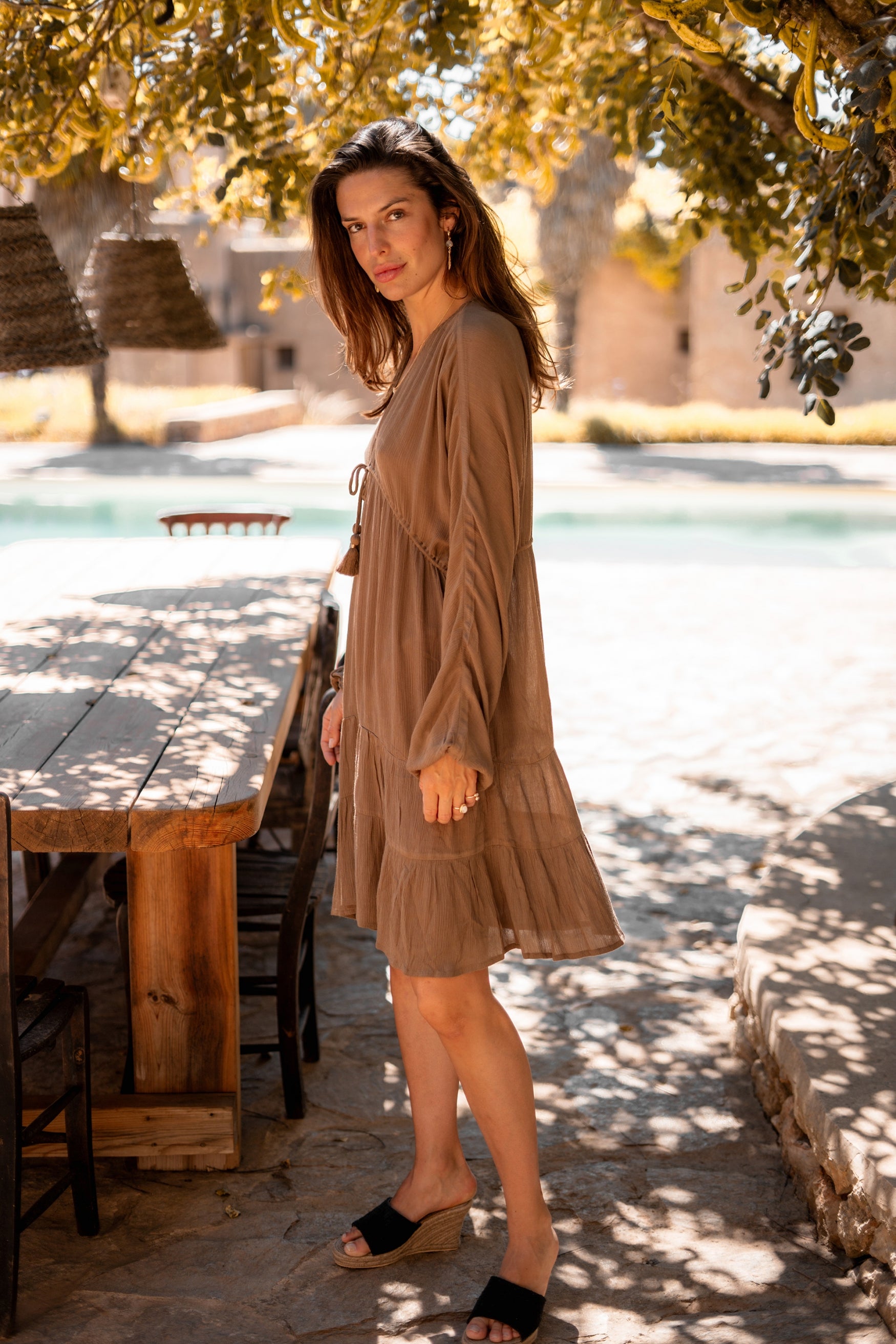 Bohemian jurk in taupe van ibzmode, Brands of Ibiza