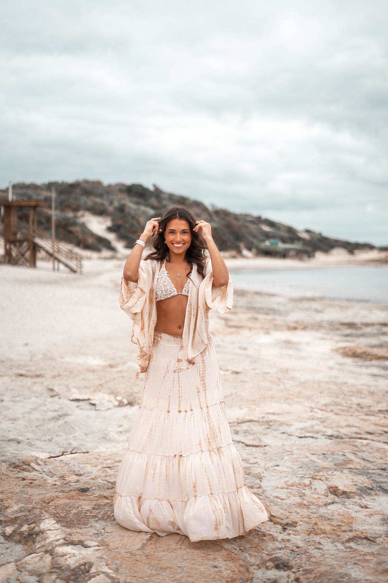 Bohemian kimono in tie dye taupe van ibzmode, Brands of Ibiza