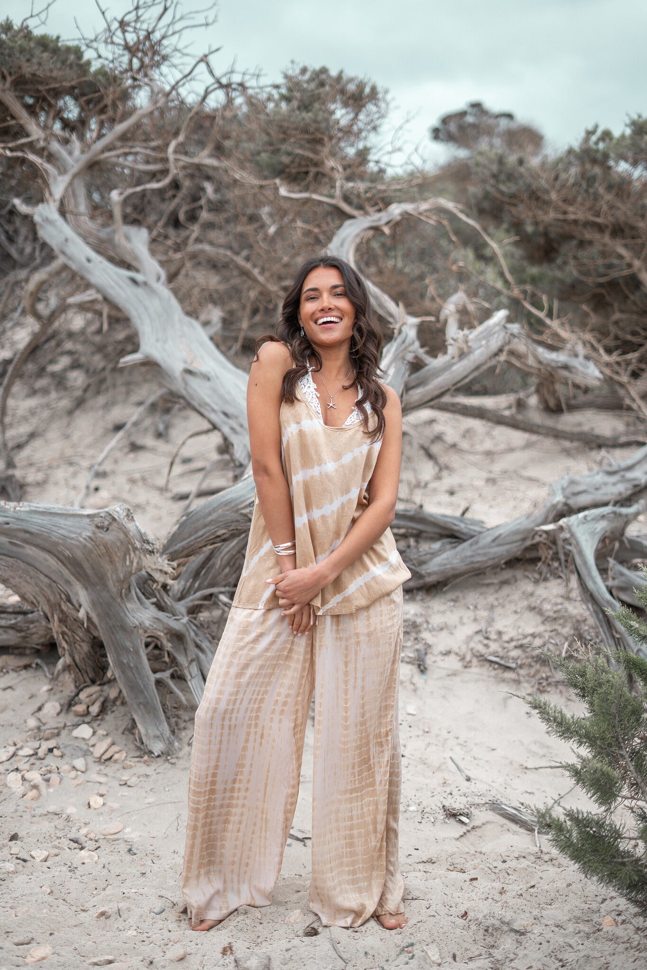 Bohemian top in tie dye sand/ beige van ibzmode, Brands of Ibiza