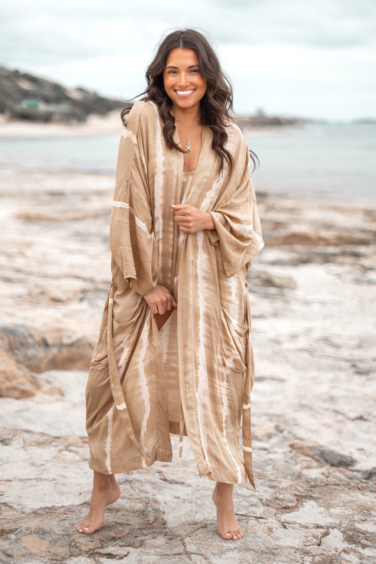 Bohemian kimono in tie dye sand/ beige van ibzmode, Brands of Ibiza