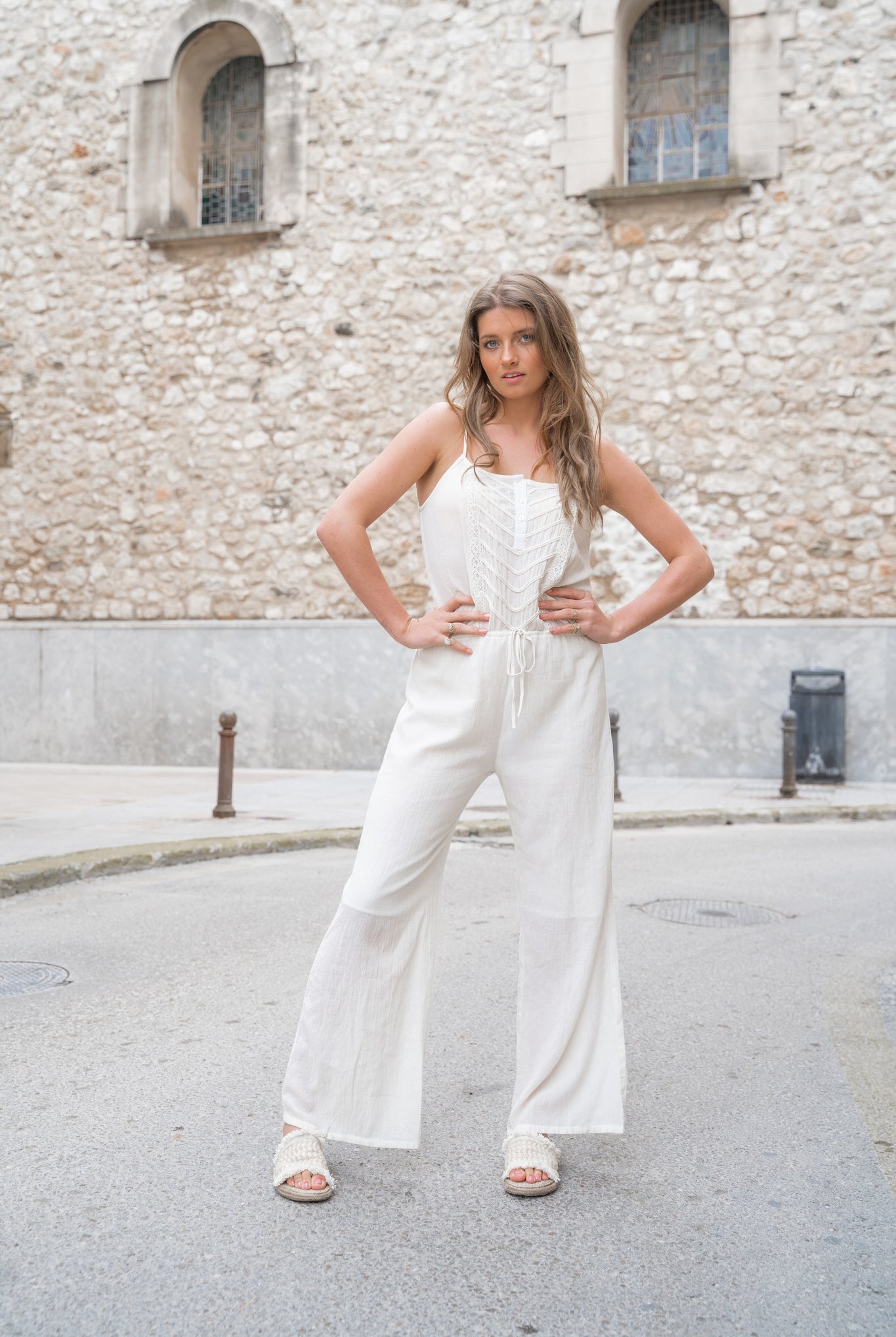 Artículo bohemio en marfil de ibzmode, Marcas de Ibiza