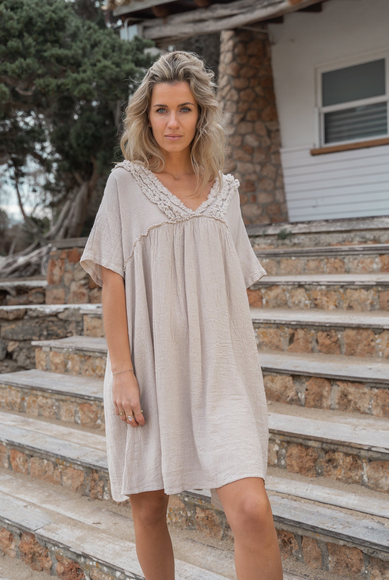 Bohemian jurk in taupe van ibzmode, Brands of Ibiza
