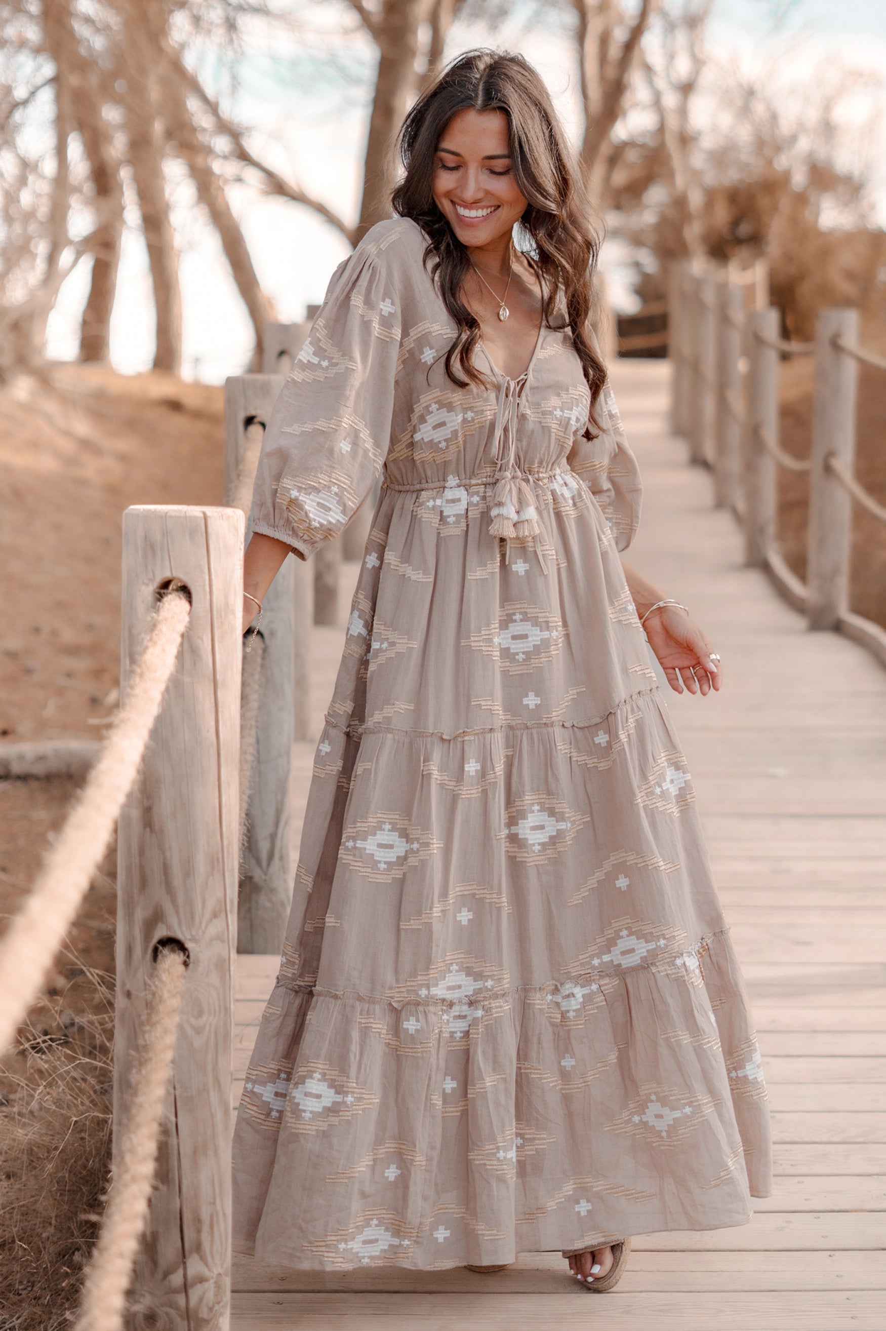 Bohemian jurk in taupe peach van ibzmode, Brands of Ibiza