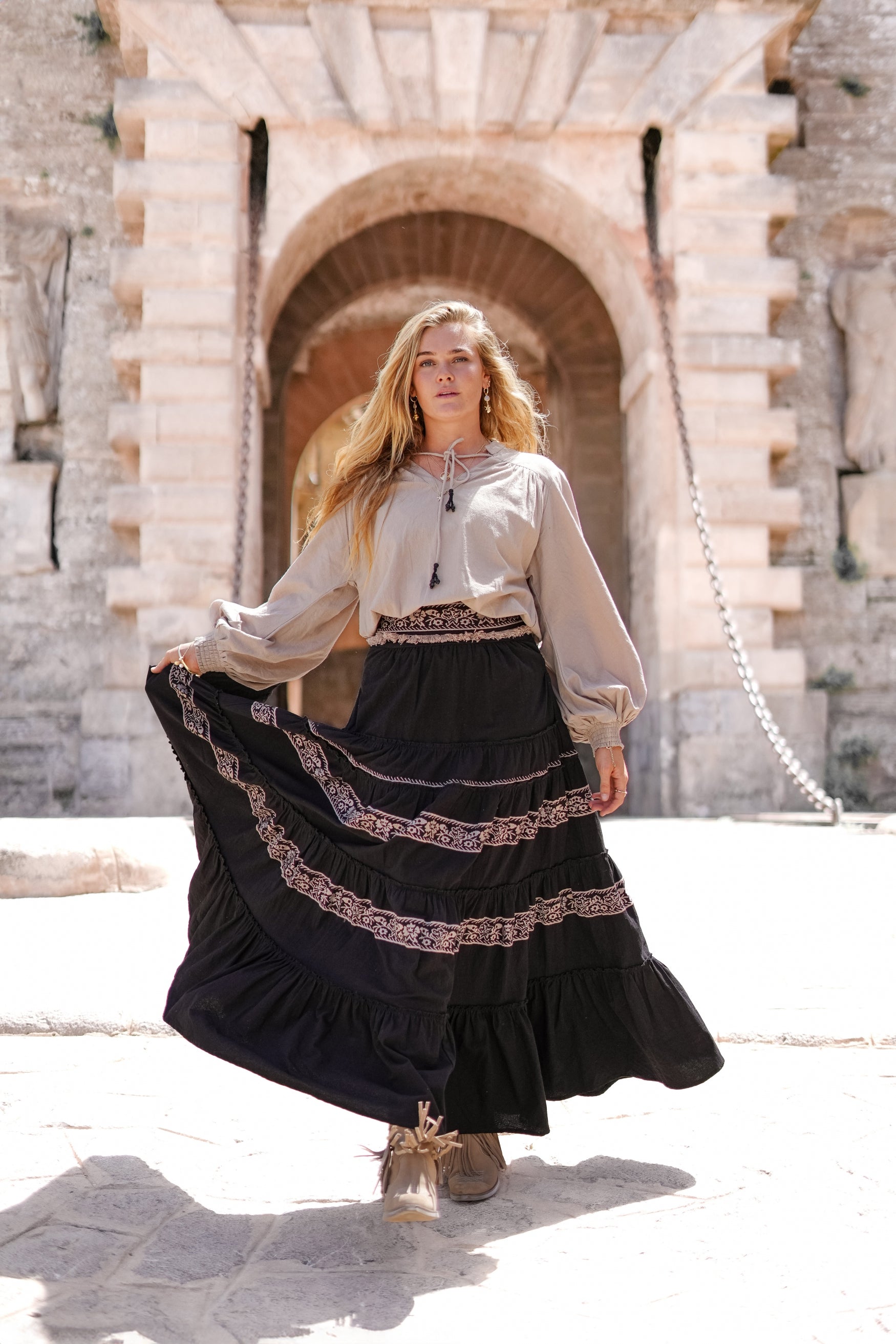 Bohemian blouse in light taupe van ibzmode, Brands of Ibiza