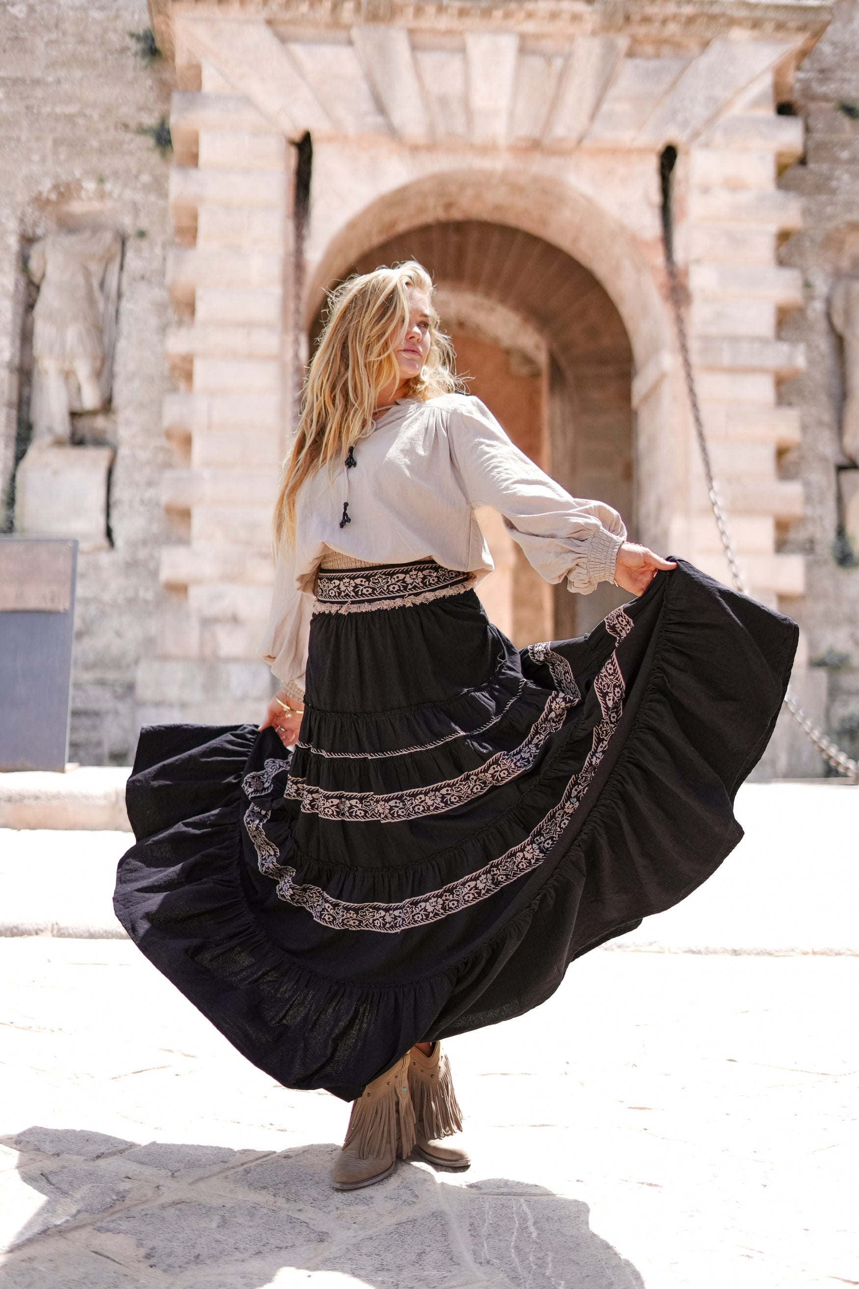 Bohemian blouse in light taupe van ibzmode, Brands of Ibiza