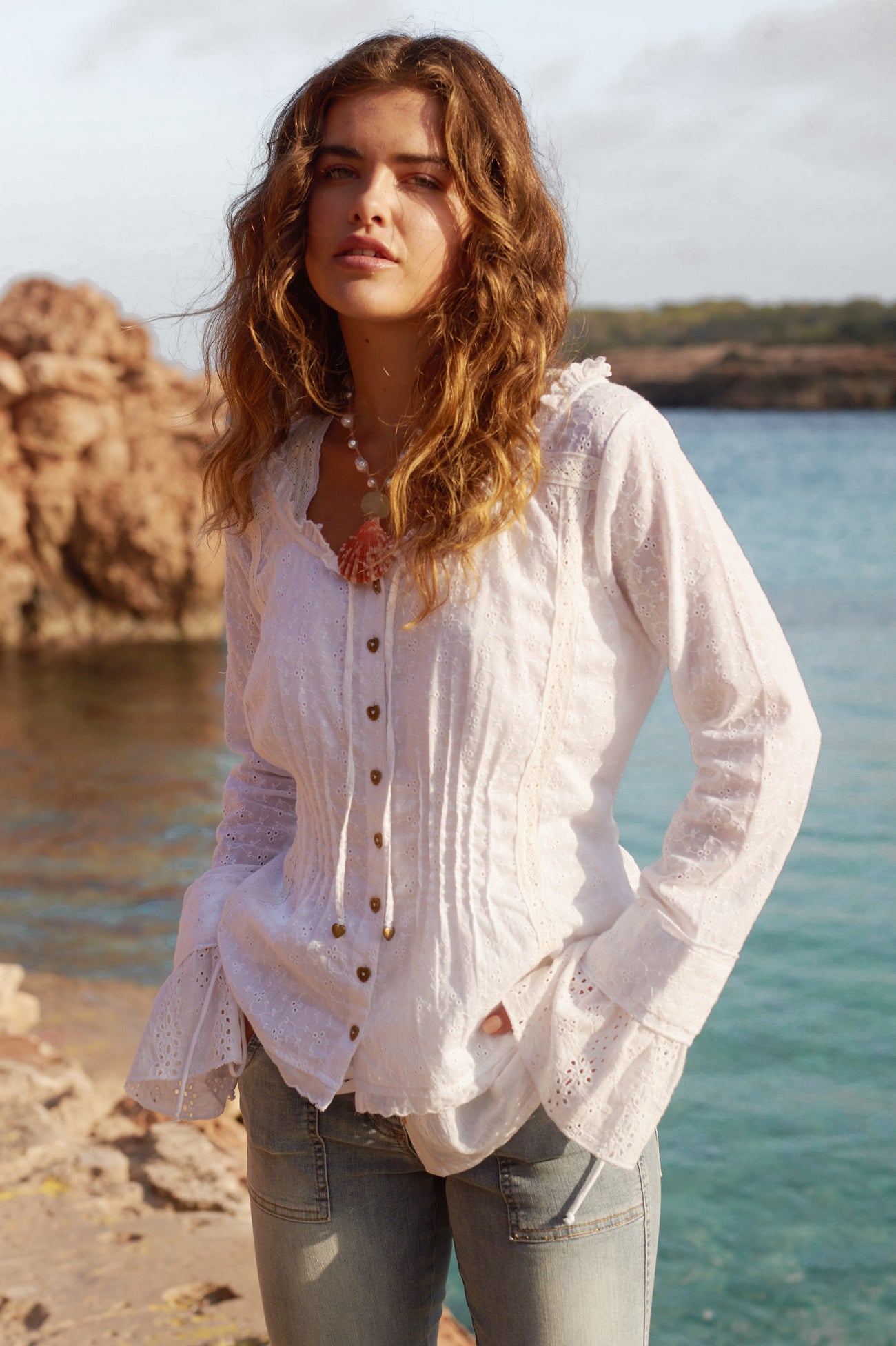Bohemian blouse in white van Isla Ibiza, Brands of Ibiza