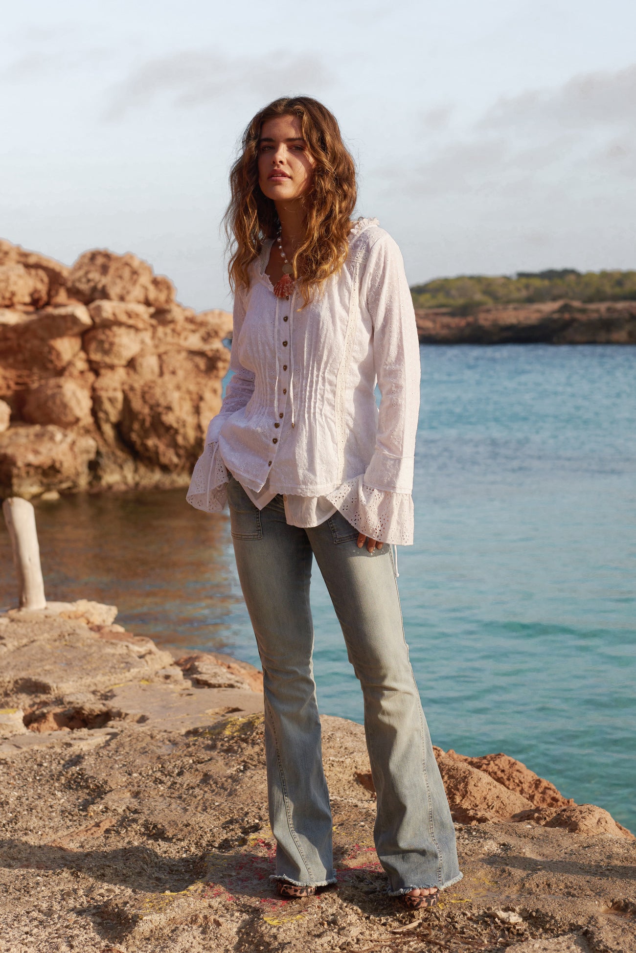 Bohemian blouse in white van Isla Ibiza, Brands of Ibiza