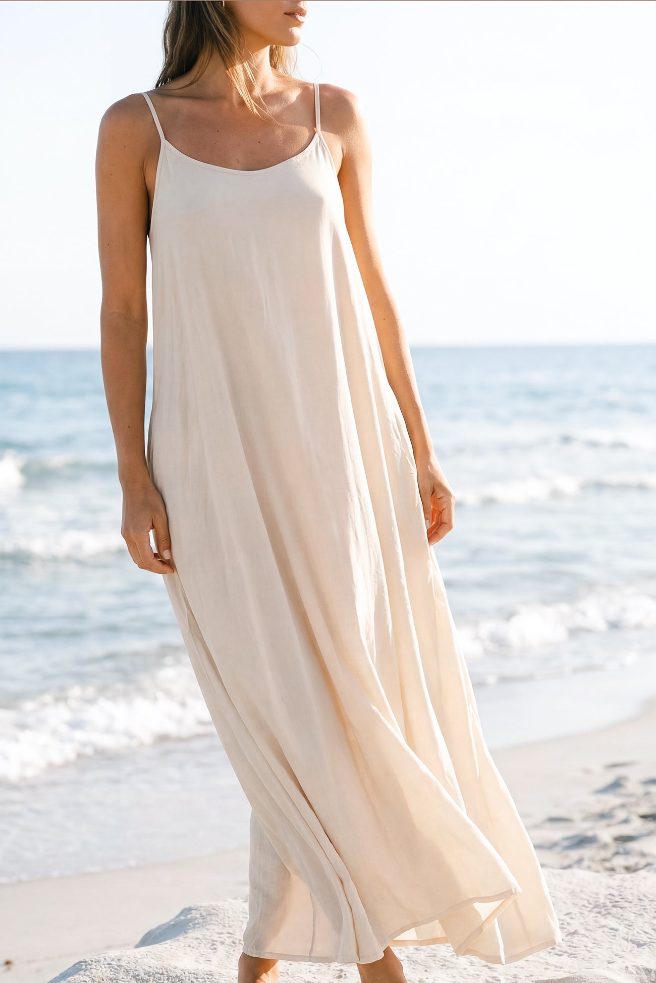 Ibizamode Dress Icha Ivory with airy flowy fit and feminine summer look