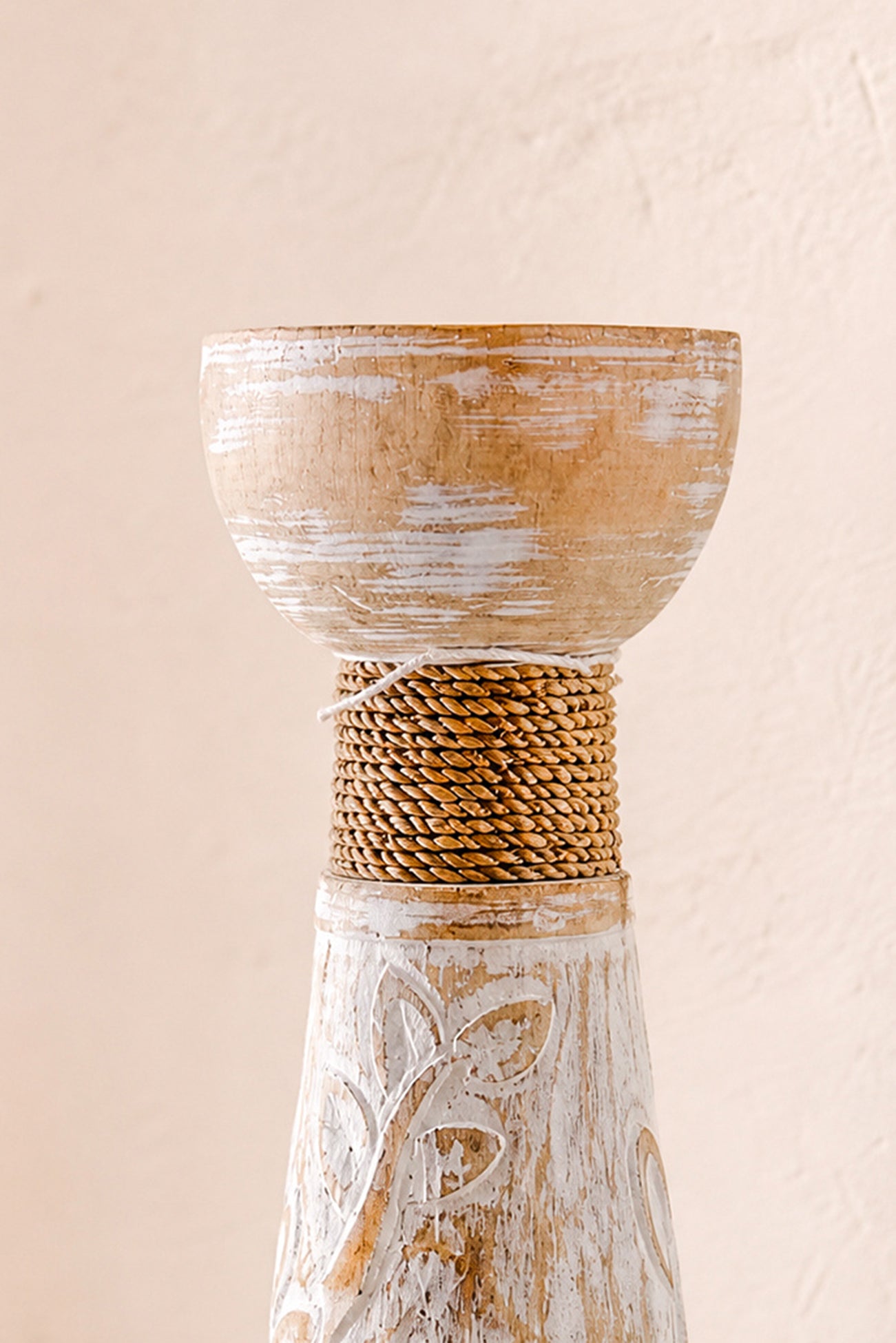 Ibzhome Leaves Candlestick Natural houten kandelaar met carved bohemian details