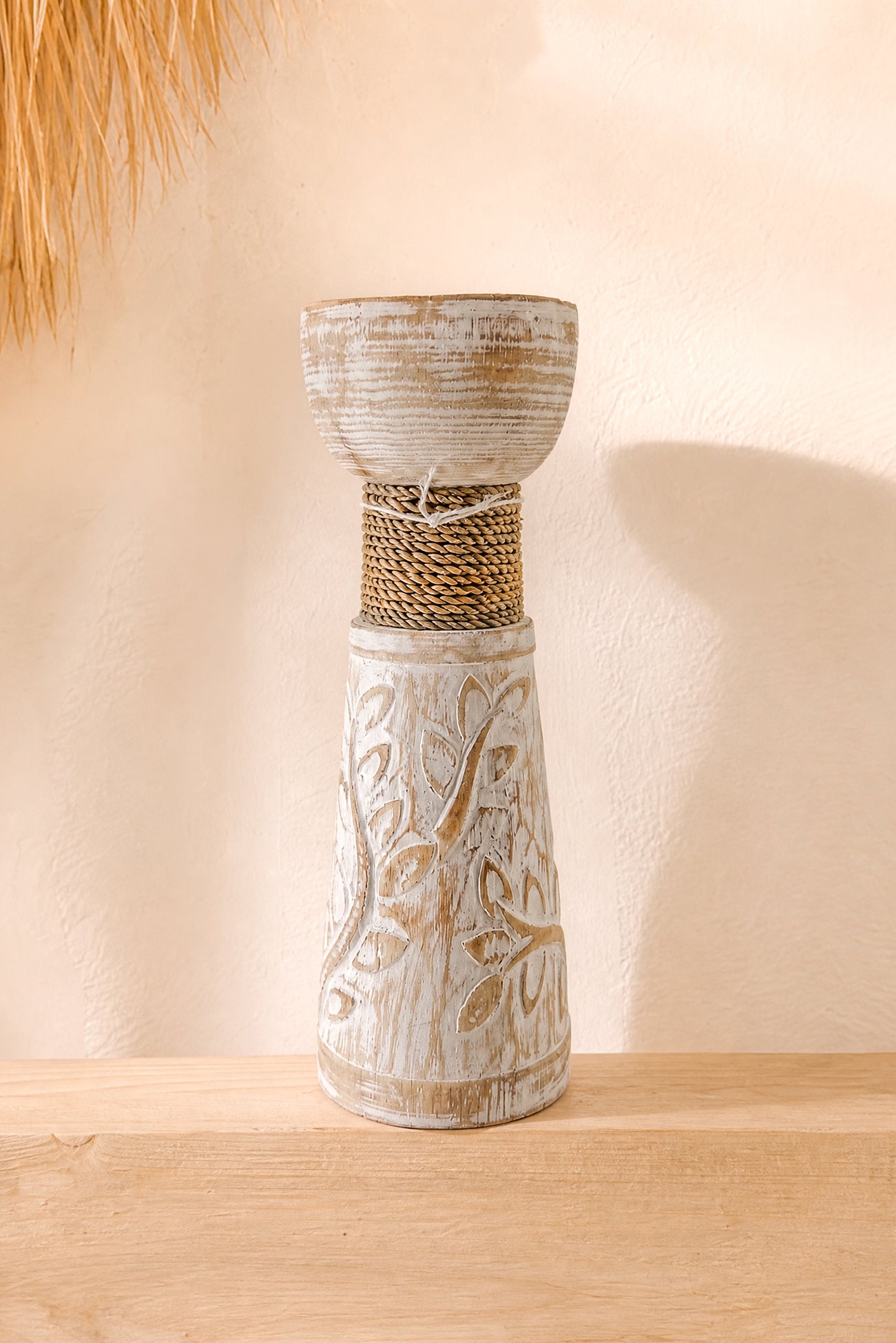 Ibzhome Leaves Candlestick Natural houten kandelaar met carved bohemian details