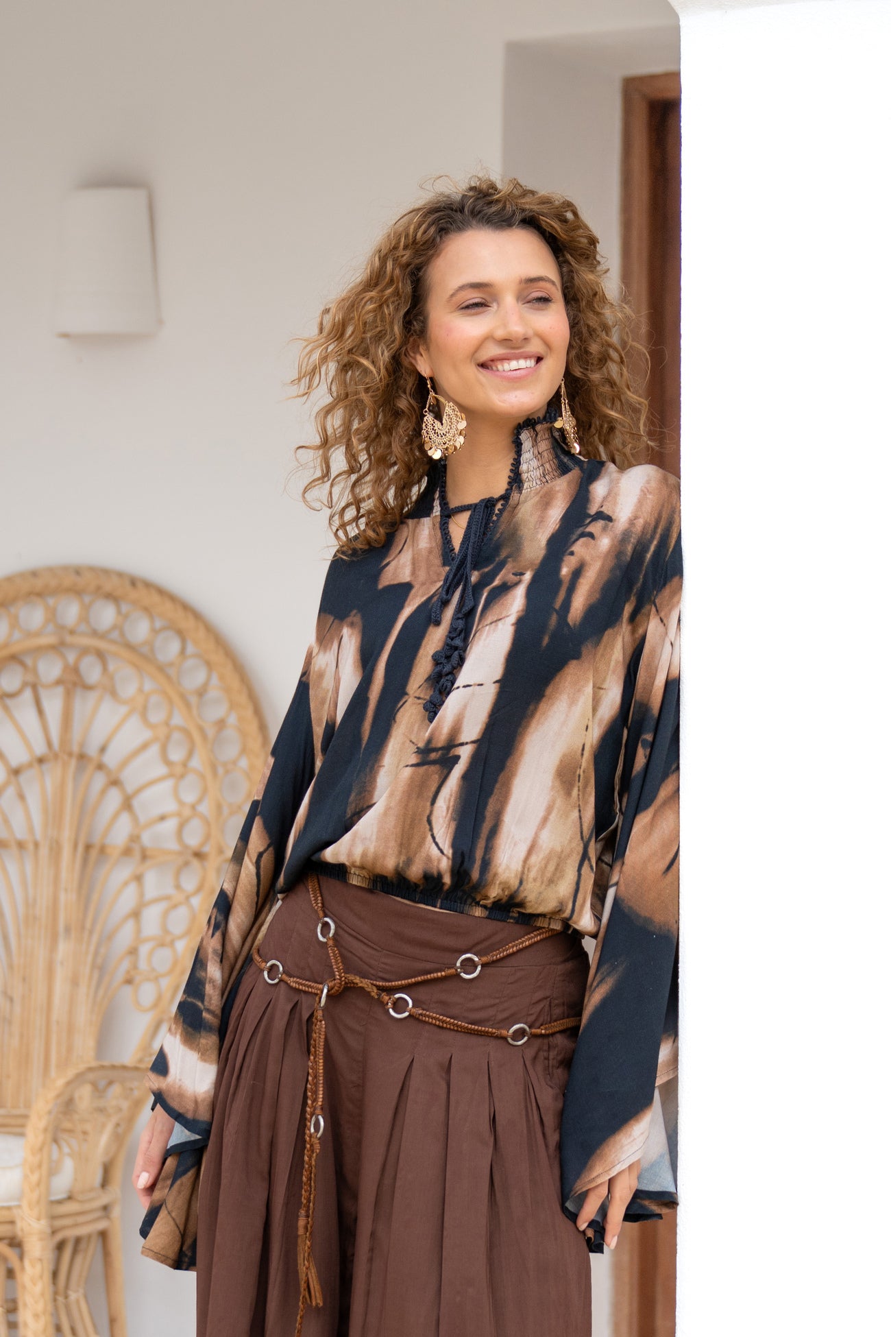 Ibzmode Blouse Milo Ecru boho print blouse with wide sleeves and tassel cords