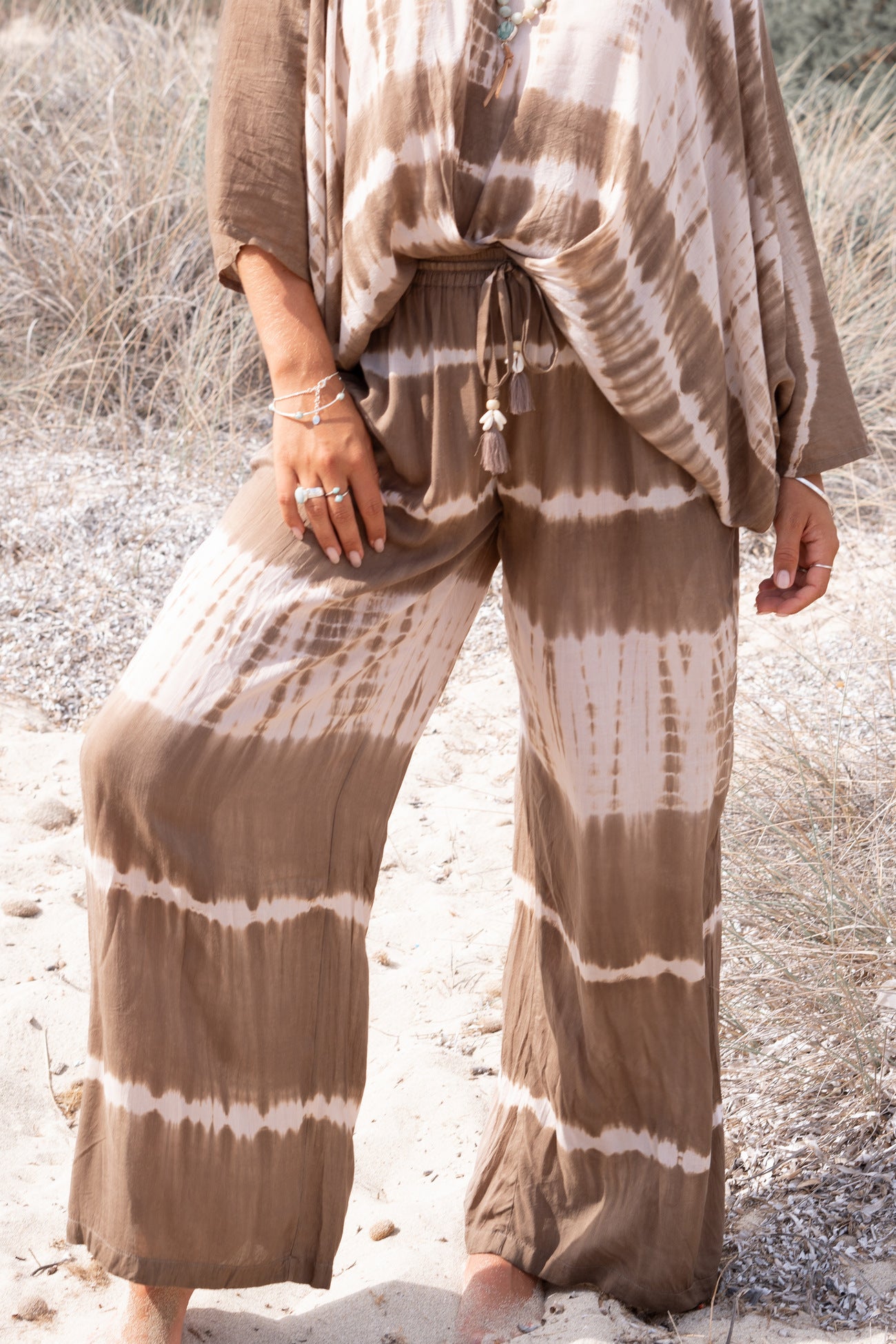Ibizamode Pants Mega Maraluna Taupe with airy ombre look and flowy summer fit