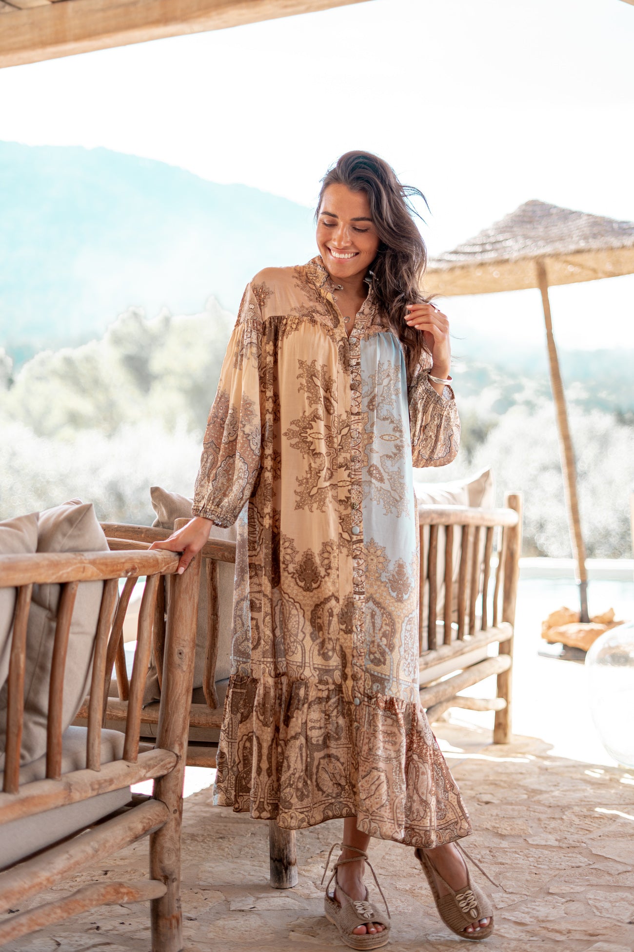 Bohemian jurk in light taupe van ibzmode, Brands of Ibiza