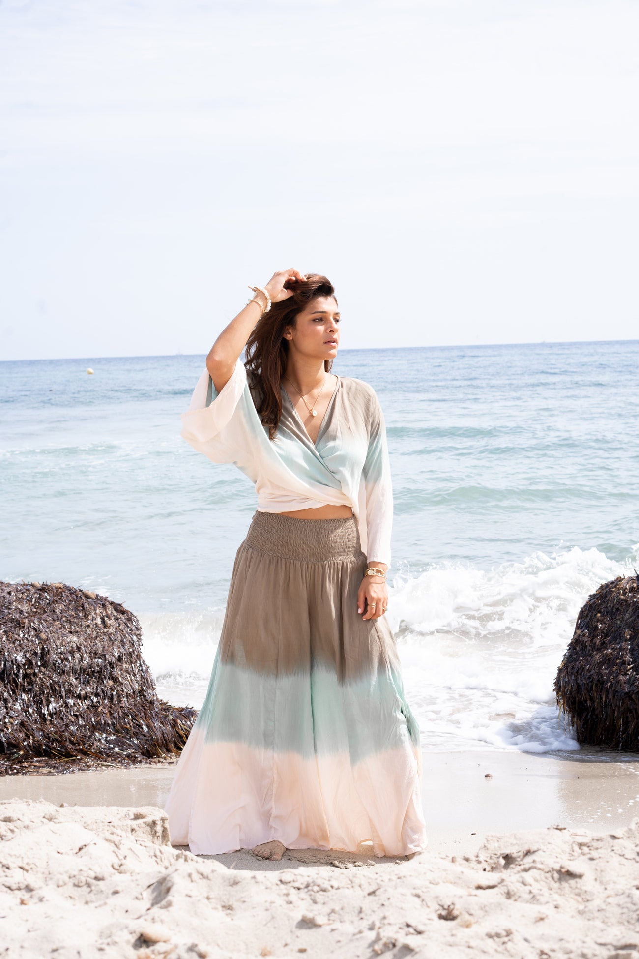 Ibizamode Wrap Top Sadri Almora Taupe Mint with airy printed look and feminine fit