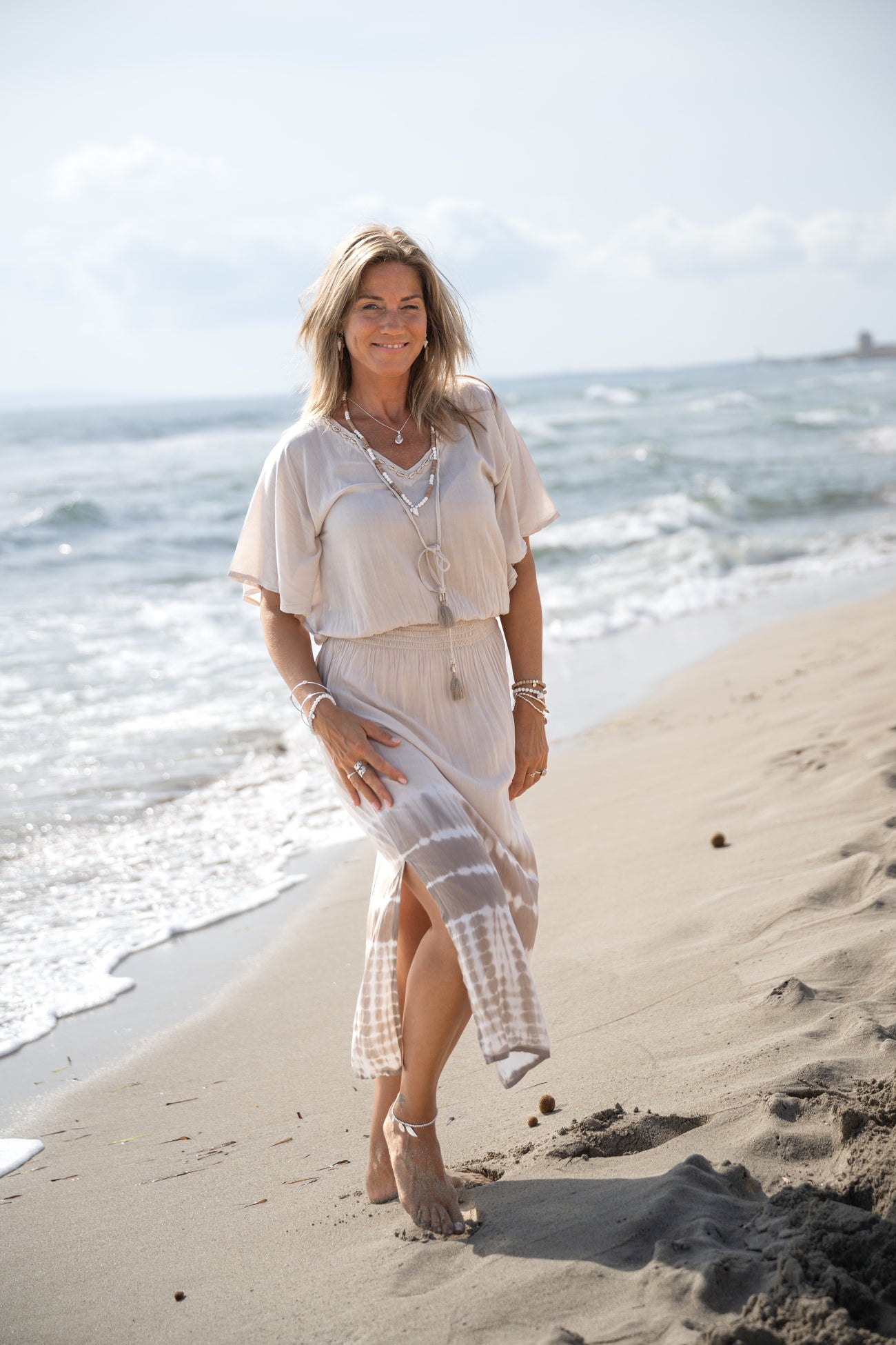 Ibizamode Dress Jen Aurelia Ivory with airy ombre look and feminine summer fit