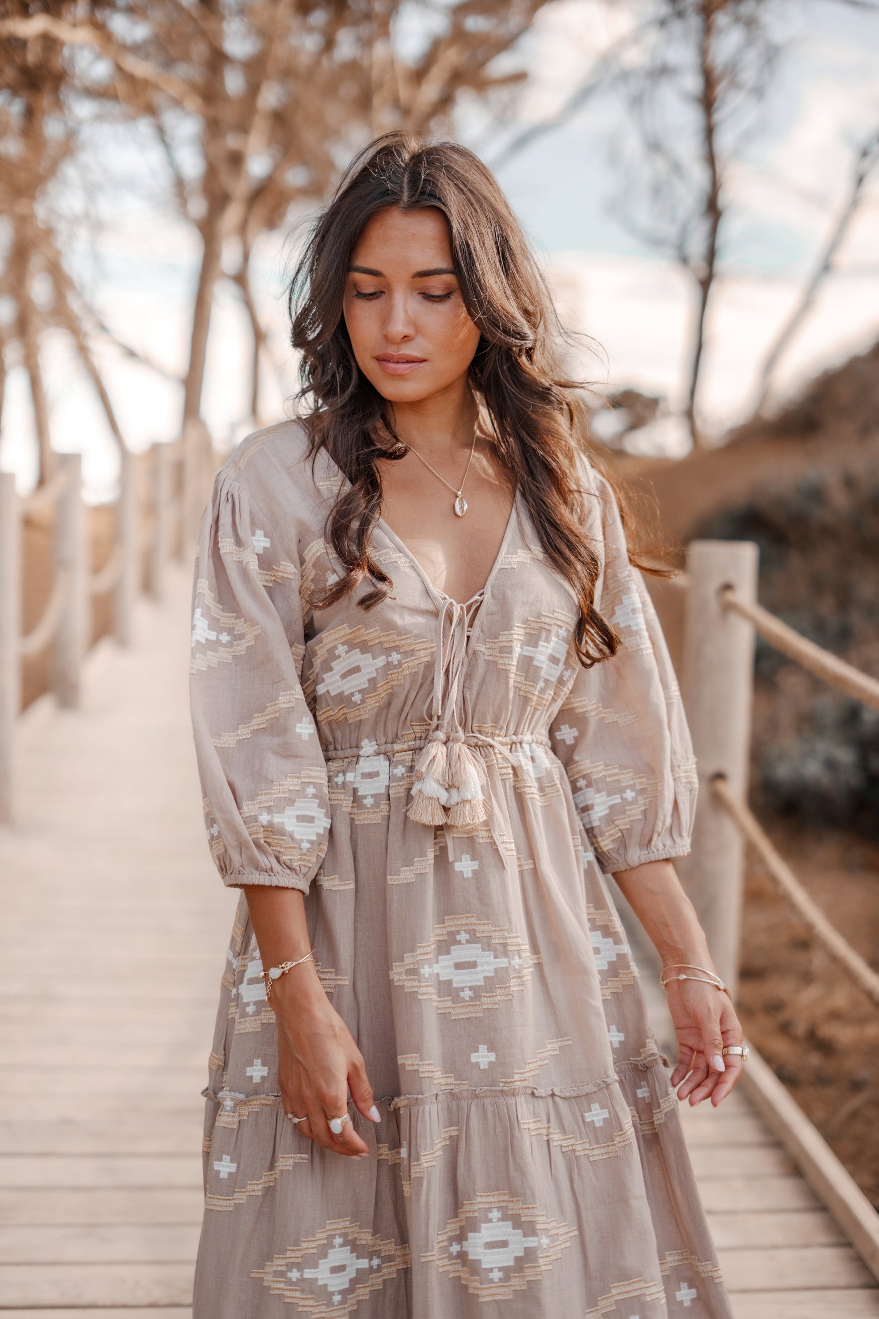 Bohemian jurk in taupe peach van ibzmode, Brands of Ibiza