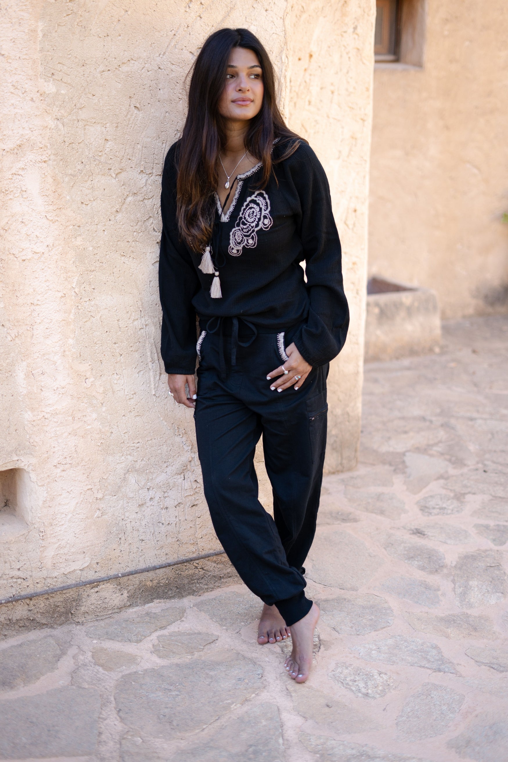 Bohemian blouse in black van ibzmode, Brands of Ibiza