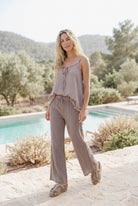 Siria Auralea Taupe linen top Ibizamode