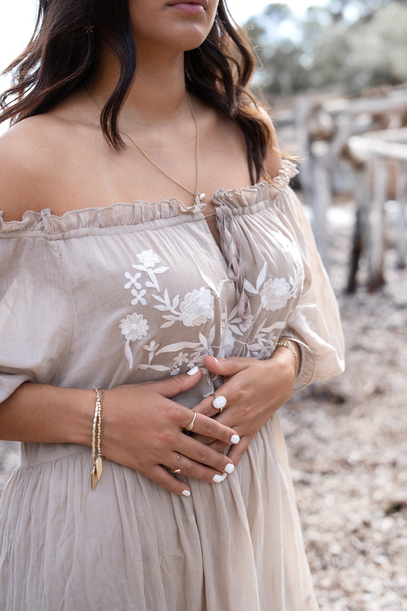 Bohemian jurk in light taupe van ibzmode, Brands of Ibiza