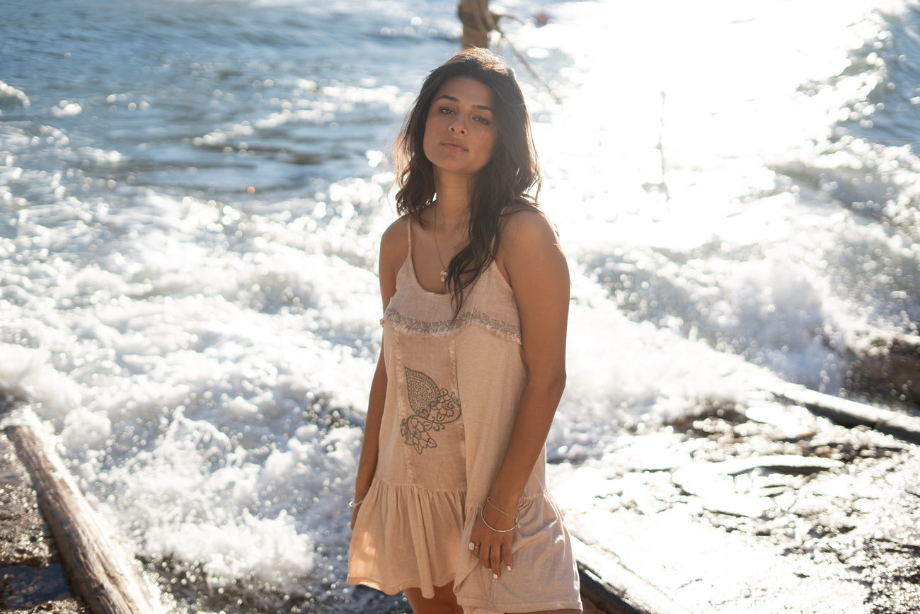 Bohemian jurk in sand van ibzmode, Brands of Ibiza