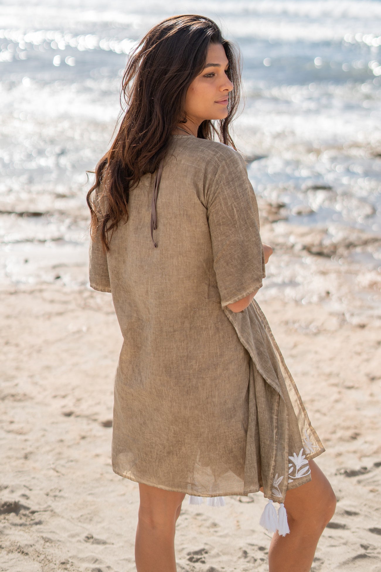 Bohemian kimono in taupe van ibzmode, Brands of Ibiza