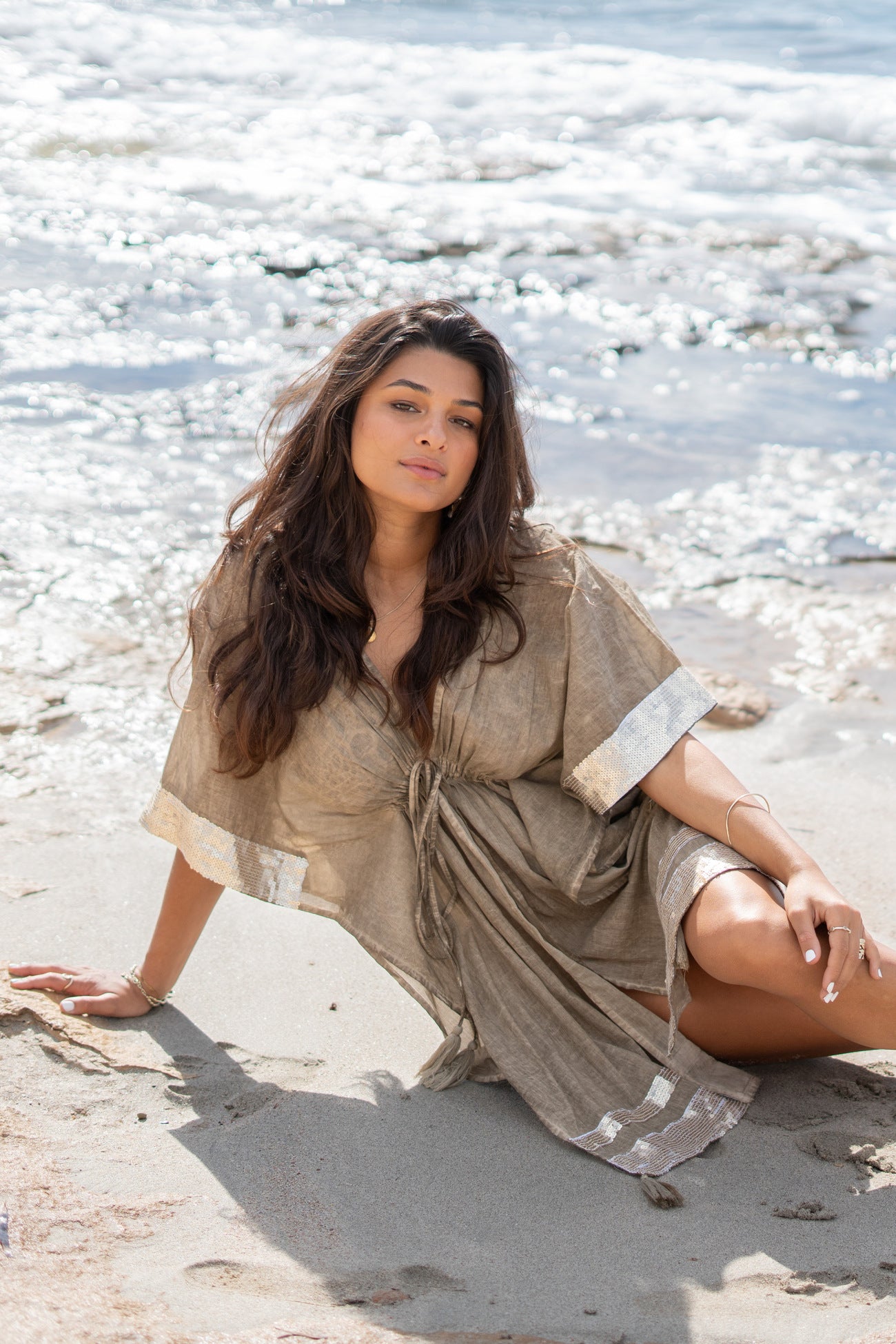 Bohemian kimono in taupe van ibzmode, Brands of Ibiza