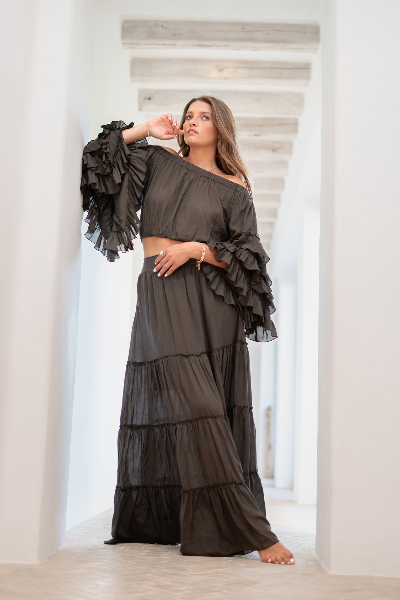 Bohemian top in dark taupe van ibzmode, Brands of Ibiza