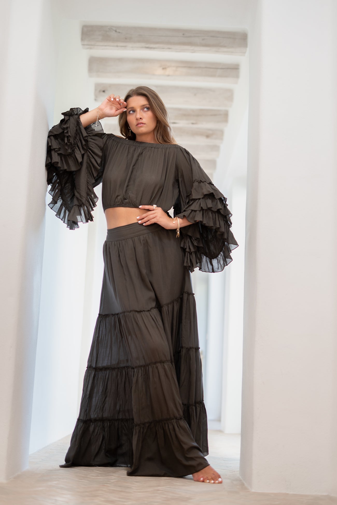 Bohemian top in dark taupe van ibzmode, Brands of Ibiza