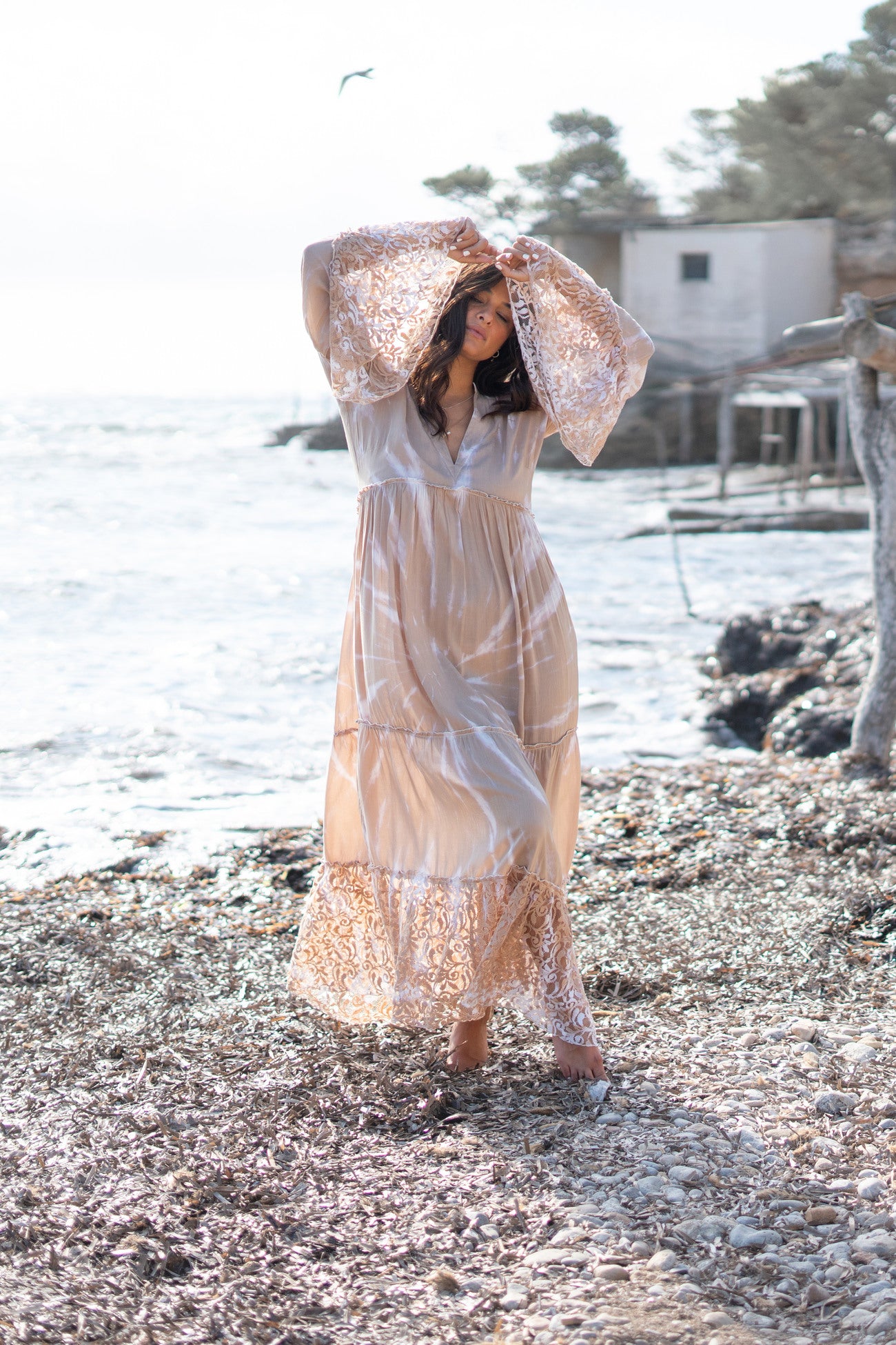 Bohemian jurk in taupe van ibzmode, Brands of Ibiza