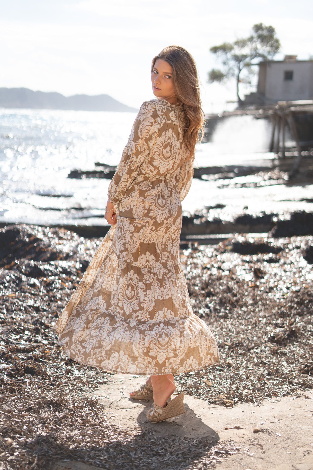 Bohemian jurk in taupe van ibzmode, Brands of Ibiza