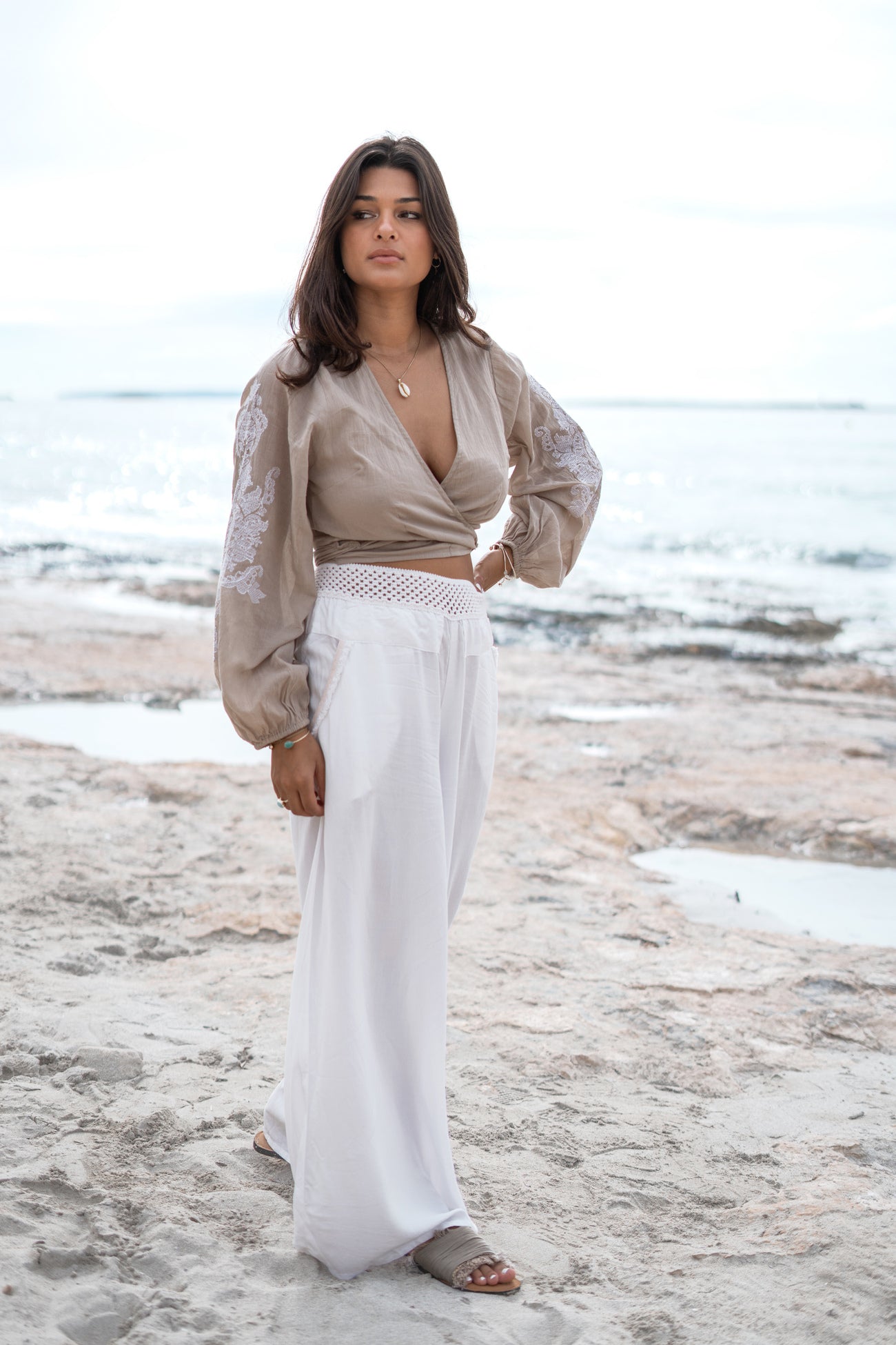 Bohemian top in light taupe van ibzmode, Brands of Ibiza