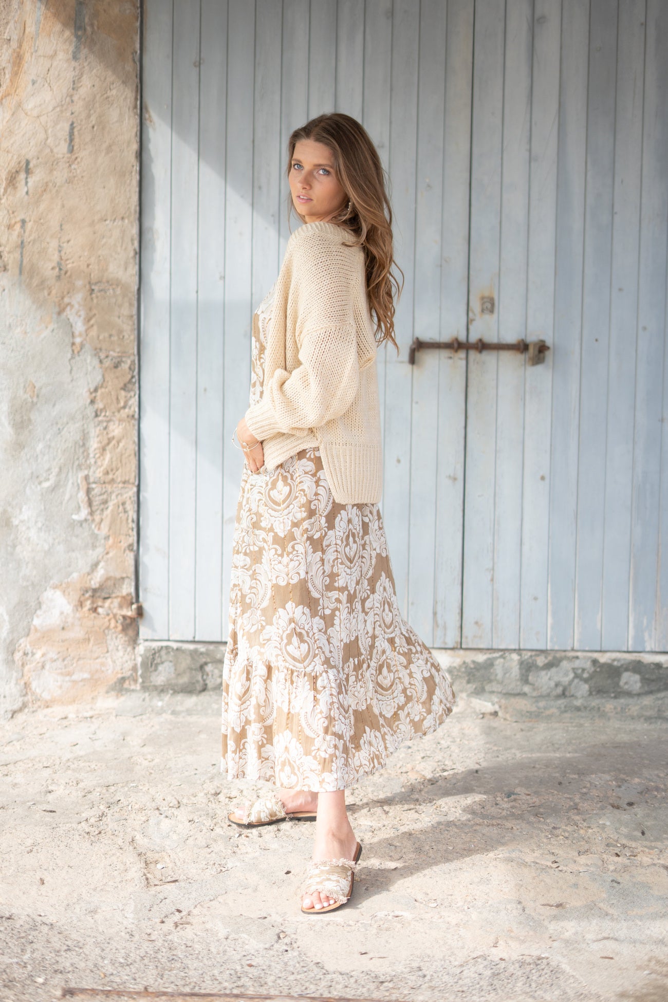 Bohemian jurk in taupe van ibzmode, Brands of Ibiza