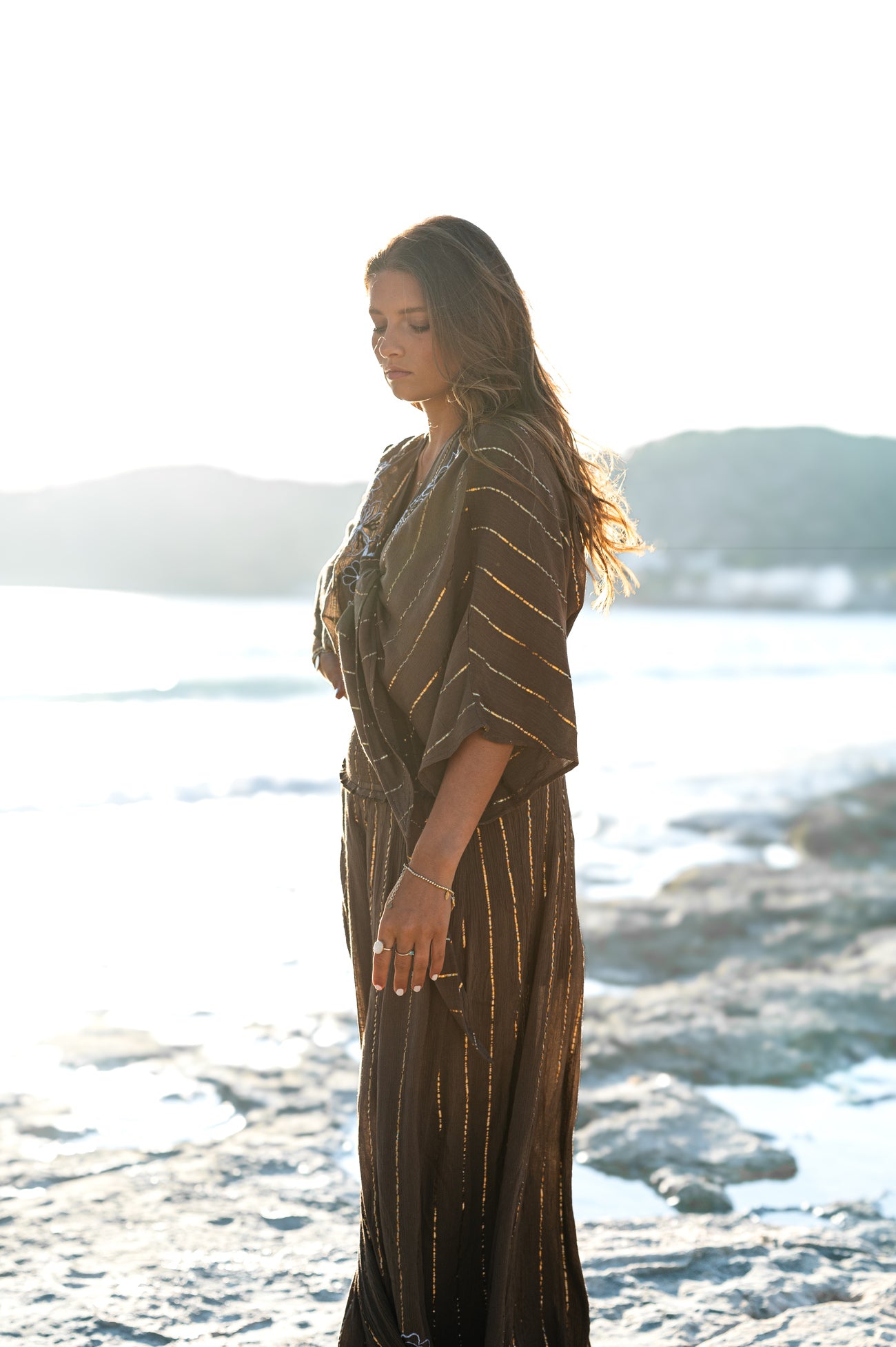 Bohemian kimono in taupe van ibzmode, Brands of Ibiza