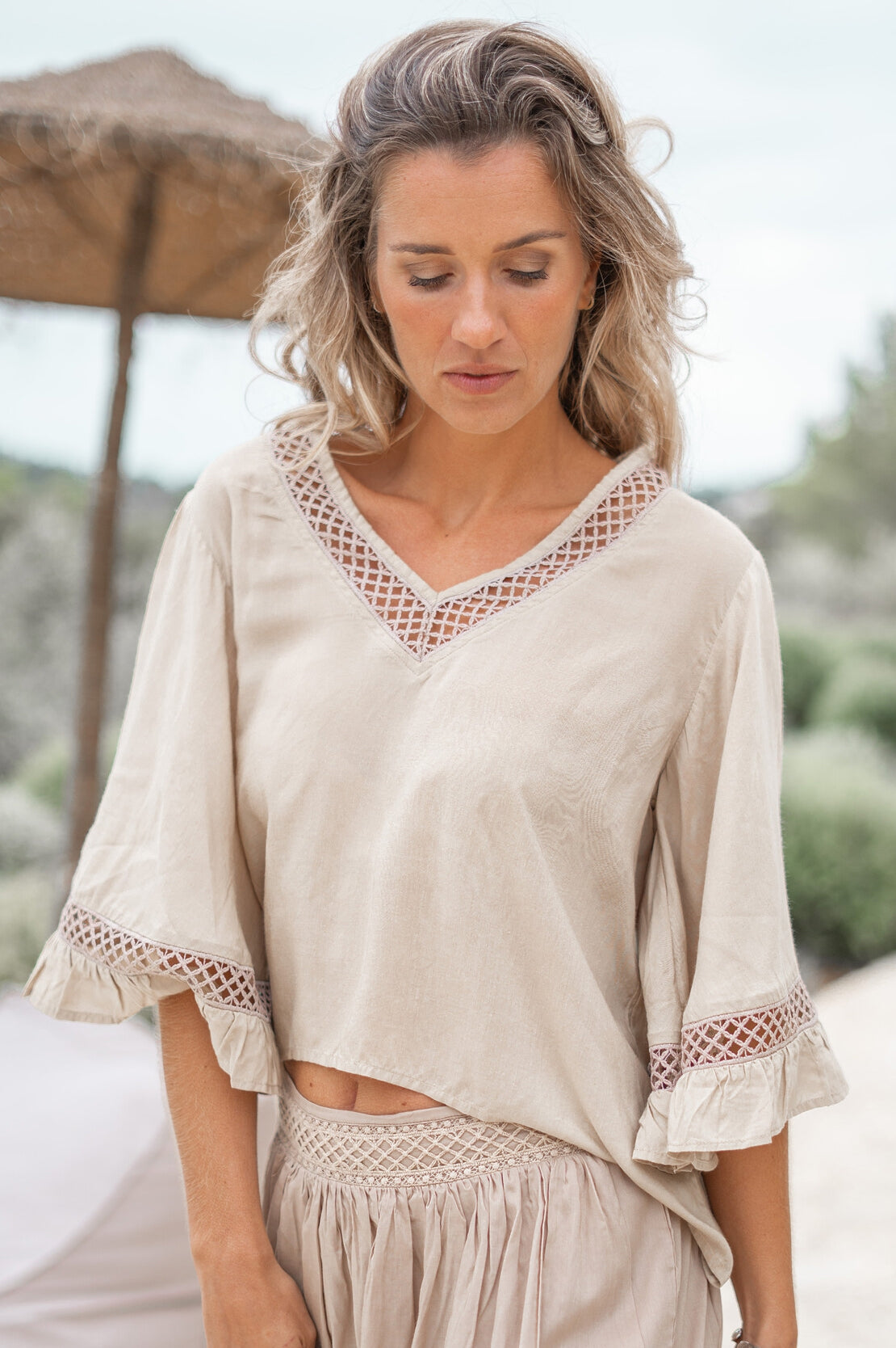 Bohemian top in taupe van ibzmode, Brands of Ibiza